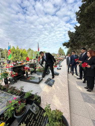 27 Sentyabr “Anım günü” qeyd olunması ilə  əlaqədar Vətən müharibəsi şəhidlərinin məzarlıqları ziyarət olundu.