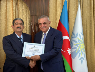 Ümummilli Lider Heydər Əliyevin anadan olmasının 103-cü ildönümü ilə əlaqədar “Ulu Öndər Heydər Əliyevin irsi milli sərvətimizdir” mövzusunda rayon tədbiri keçirildi.