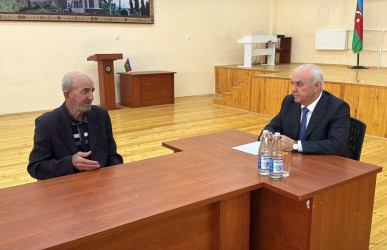 Zəngilan rayon İcra hakimiyyəti başçısının növbəti səyyar görüşü Sabunçu rayonu, Kürdəxanı qəsəbəsində yerləşən məcburi köçkün şəhərciyində məskunlaşan zəngilanlı sakinlərlə keçirildi