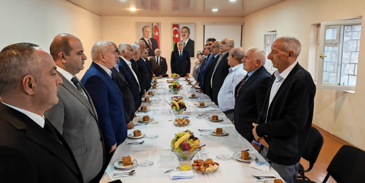 Beynəlxalq Ahıllar Günü münasibətilə tədbir keçirildi.